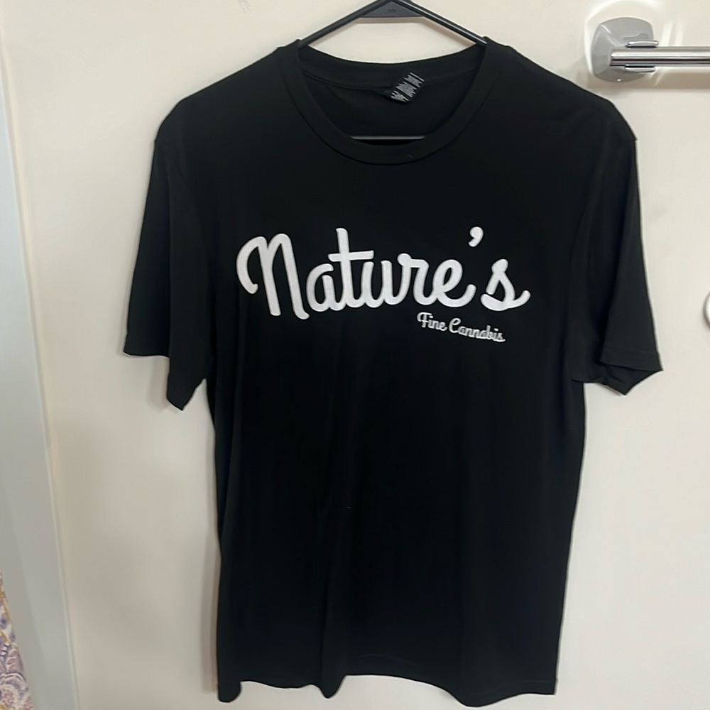 NWOT Natures fine Cannabis t-shirt from Colorado dispensary size S